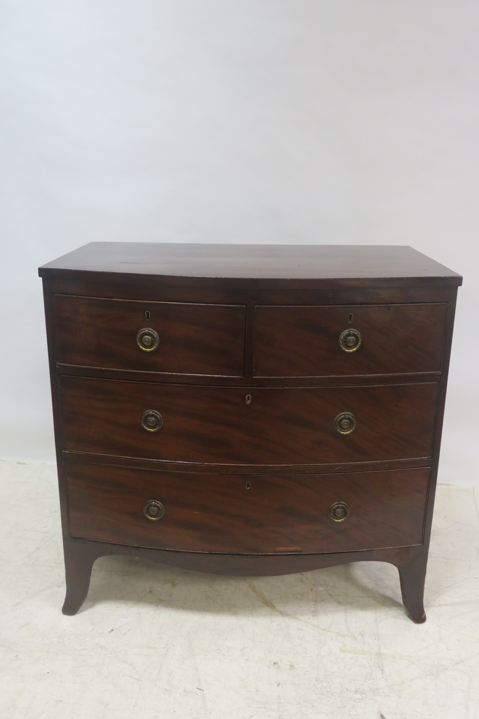 A GEORGIAN MAHOGANY CHEST,