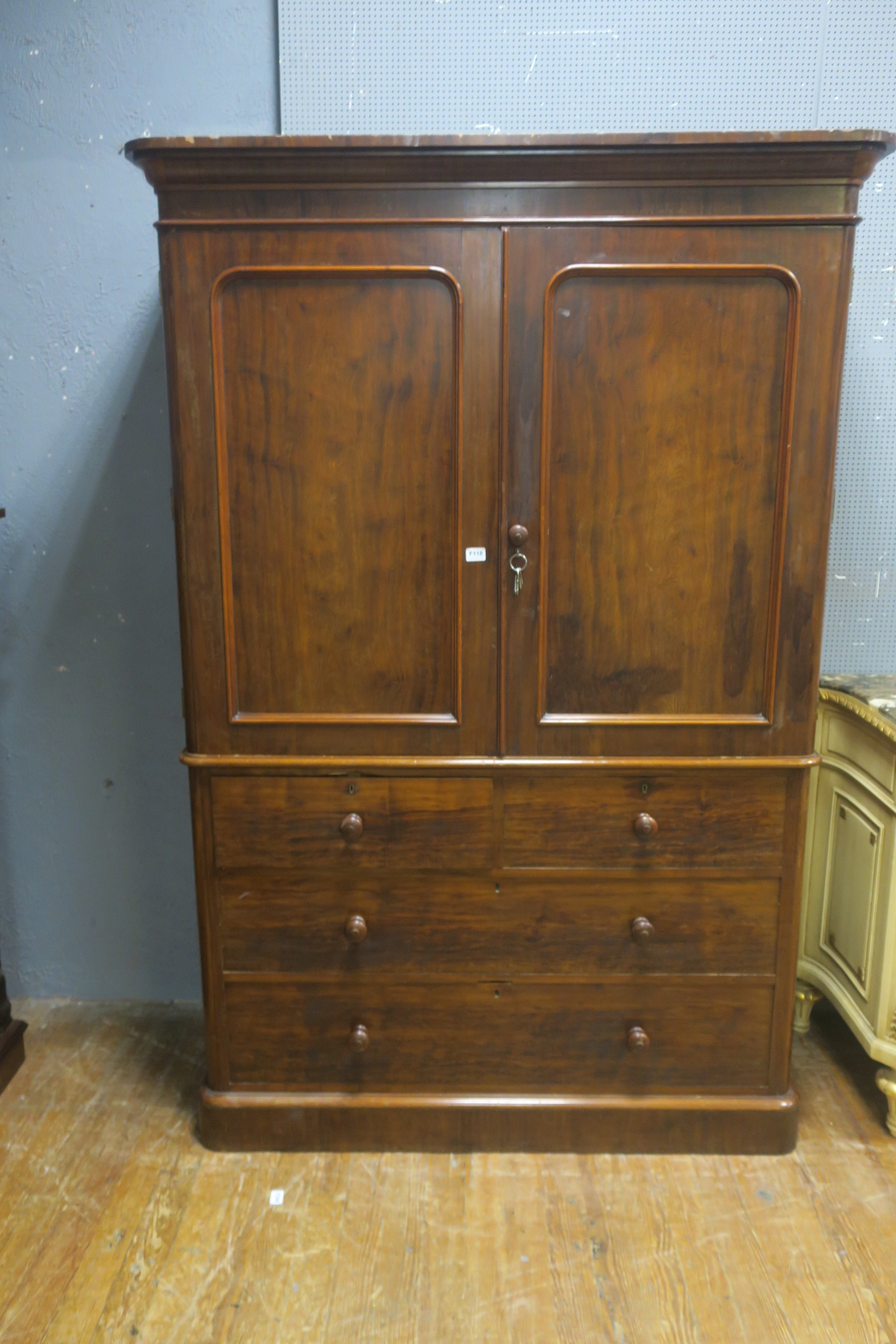 A 19th CENTURY MAHOGANY LINEN PRESS ON CHEST,