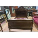 A VERY FINE 19th CENTURY CONTINENTAL MAHOGANY AND BRASS BED,