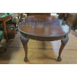 A VERY FINE 19th CENTURY CHIPPENDALE DESIGN MAHOGANY TELESCOPIC DINING TABLE,