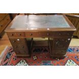 A VICTORIAN MAHOGANY PEDESTAL DESK,