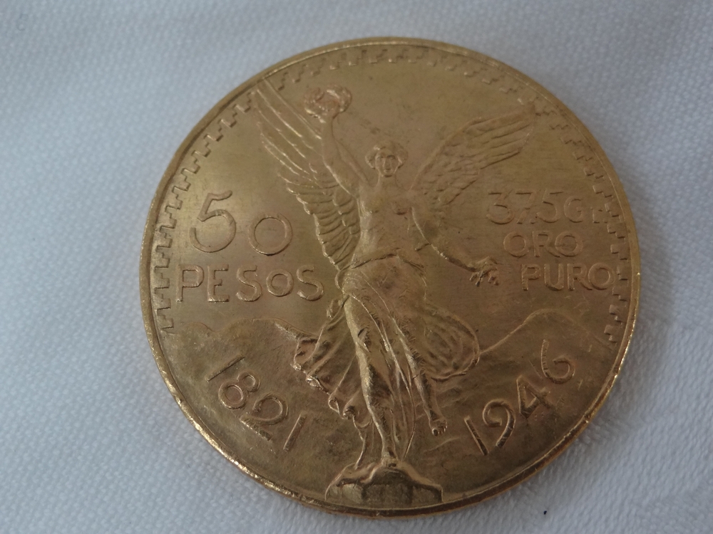 1821 / 1946 Mexican 50 pesos fine gold coin, 41.8g