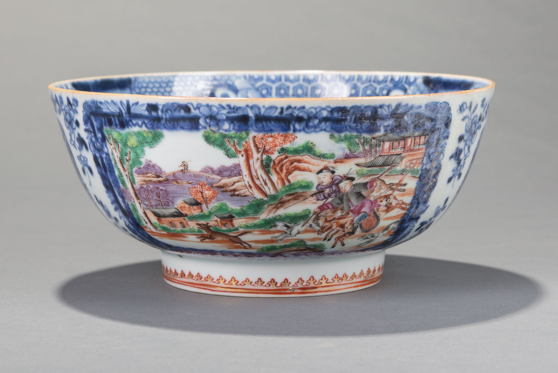Chinese Export Mandarin Palette Porcelain "Hunt Scene" Bowl , 18th c., Qianlong, exterior painted