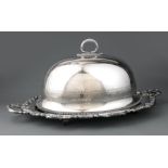 English Silverplate Venison Dome, Martin, Hall & Co., Sheffield, early 20th c., reeded loop