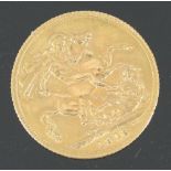 A George V 1913 22ct gold full Sovereign, gross weight approximately 8g