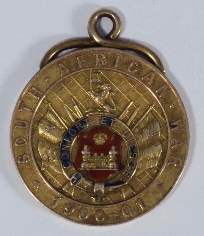 A 9ct gold Boer War medal, 'South Africa War 1900-01,' with enamelled decoration to the obverse, - Image 2 of 2