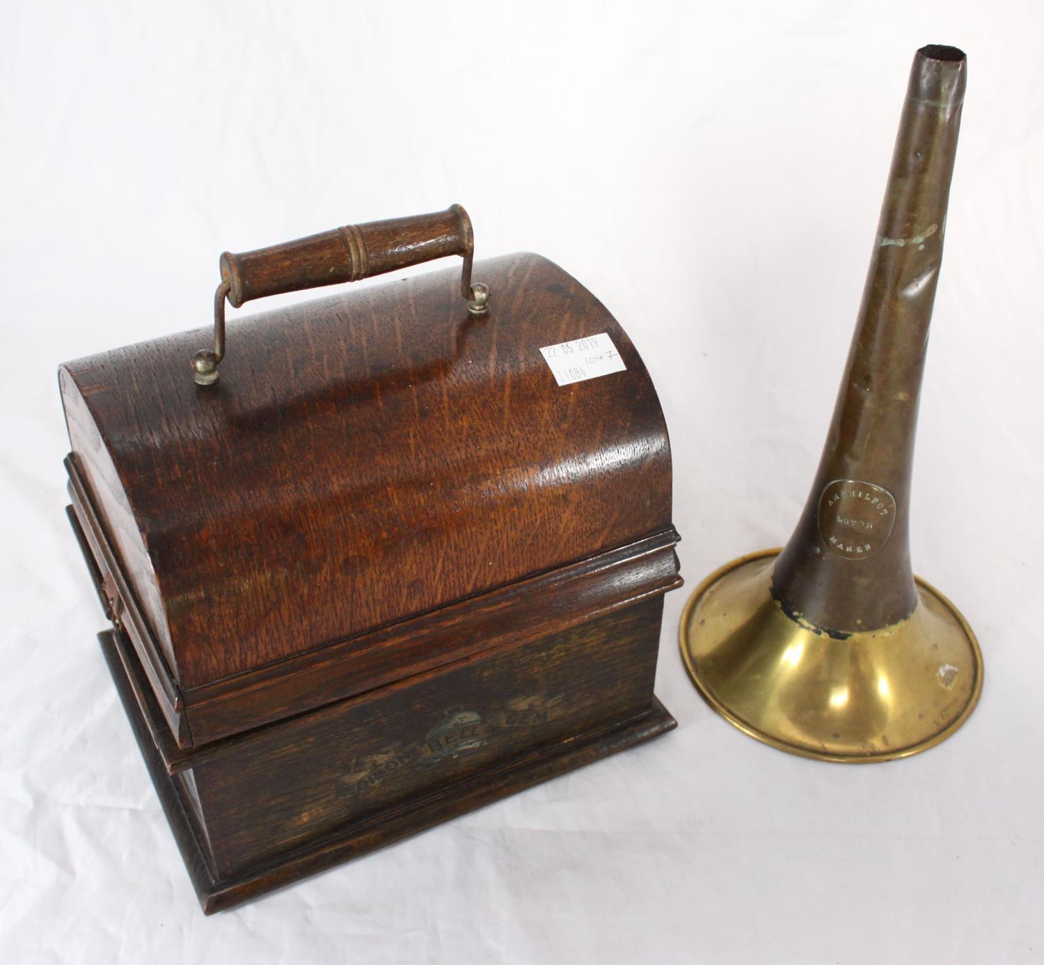 An Edison phonograph serial no. 19753 with horn, in oak carry case - Image 2 of 3