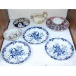 SECTION 27. A collection of 18th century Worcester porcelain including three blue and white