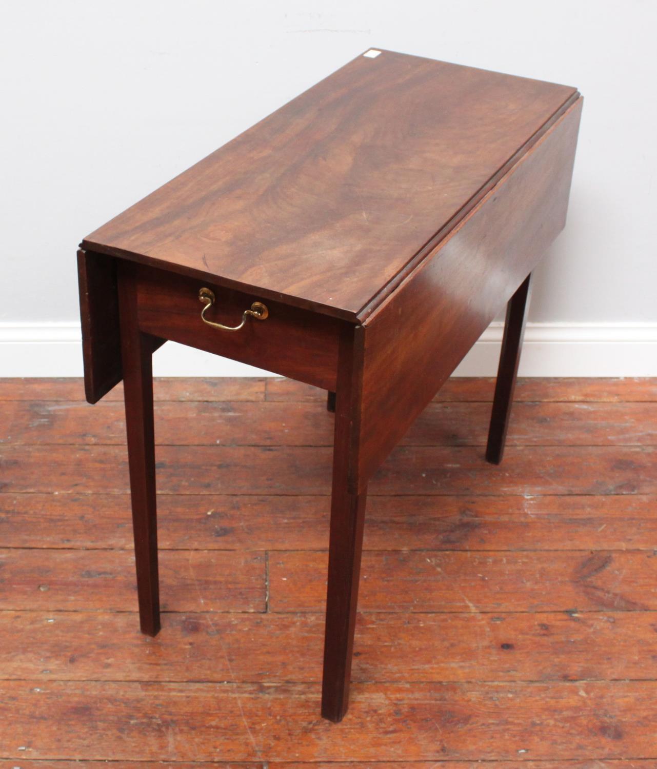 A 19th century mahogany drop-leaf Pembroke table, with single frieze drawer and opposing faux - Image 2 of 2