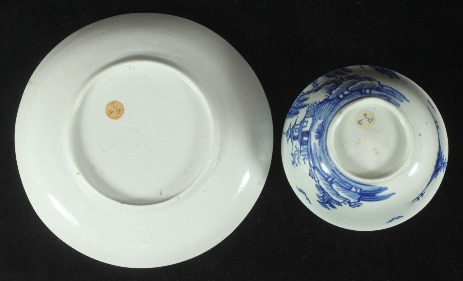 A William Ball Liverpool porcelain tea bowl, c1756, decorated in underglaze blue with a pagoda and - Image 3 of 3