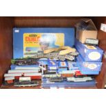 SECTION 50. A good collection of assorted Hornby Dublo 3-rail model railway items including a