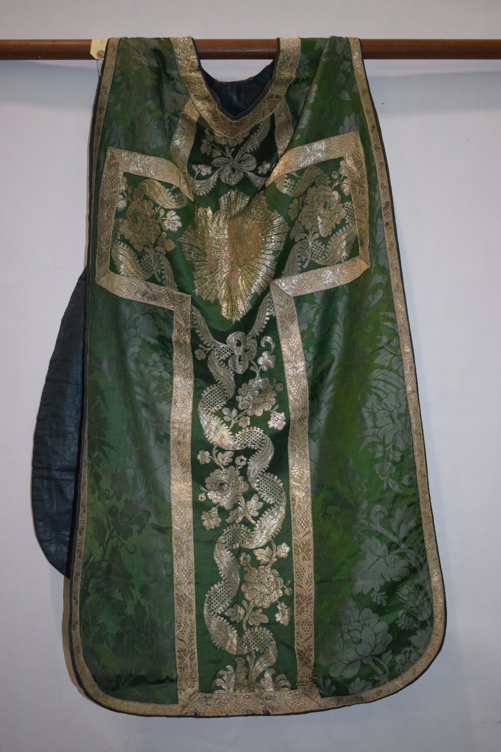Chasuble of green silk damask, European, late 19th/early 20th century, the front and back with - Image 7 of 11