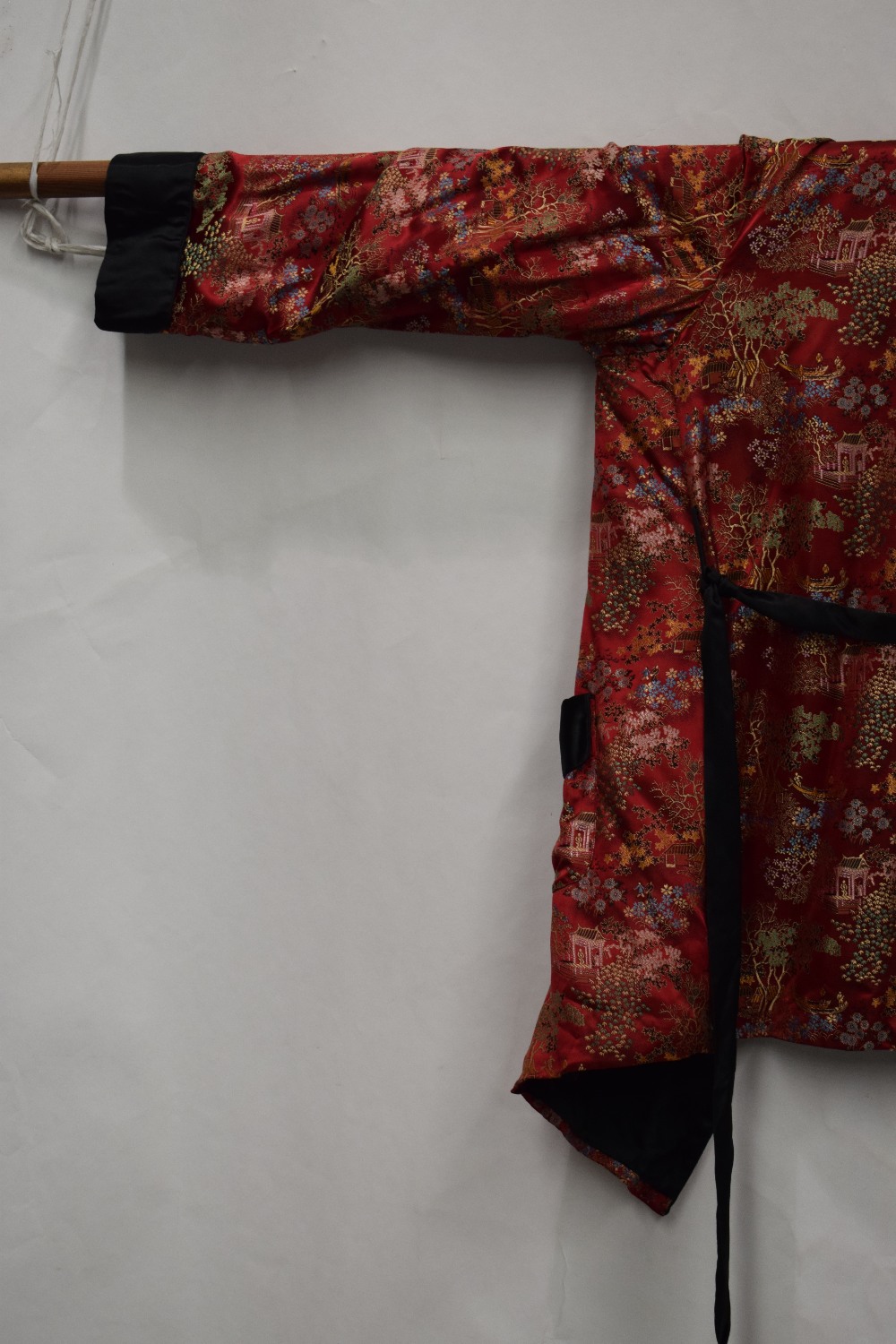 Two Chinese silk brocade jackets, second half 20th century, one red silk with black satin collar, - Image 21 of 22