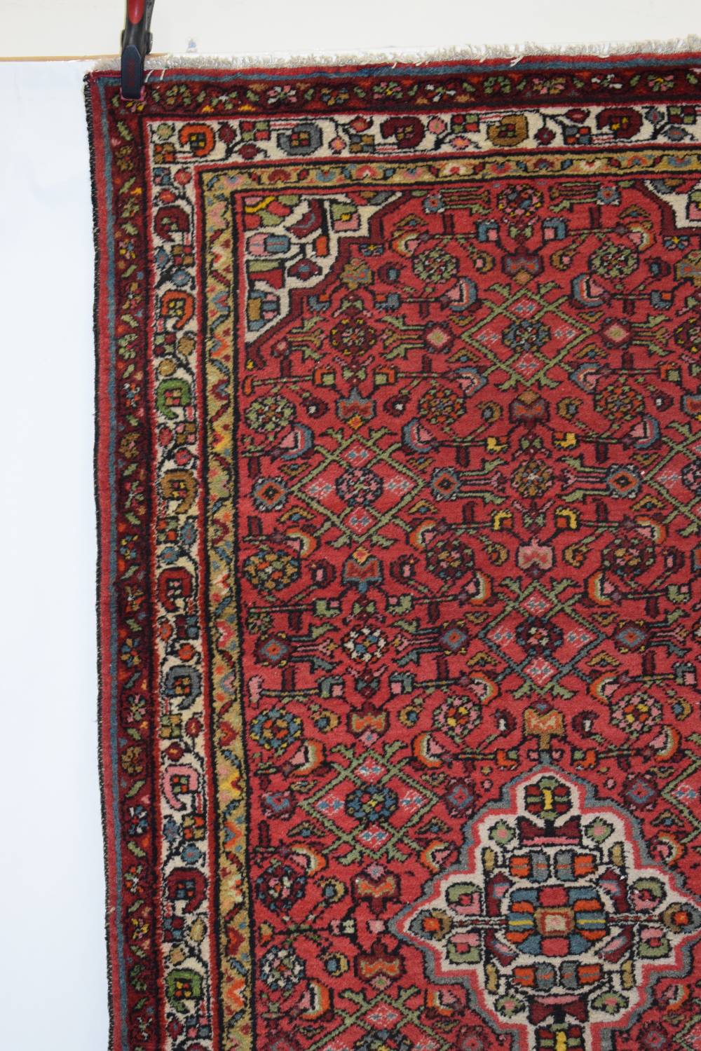 Hamadan rug, north west Persia, circa 1930s-40s, 7ft. 1in. x 3ft. 8in. 2.16m. x 1.12m. Red field - Image 4 of 10