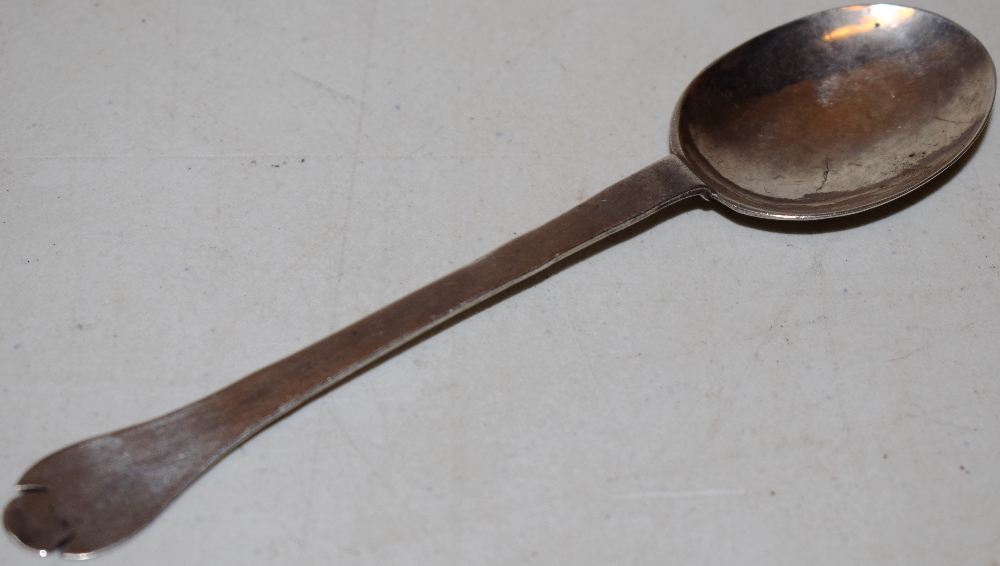 A seventeenth century provincial childs spoon, Makers mark AM struck three times to the trifid end