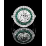 Beautiful Diamond and Emerald Ring