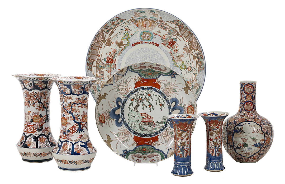 Sevens Pieces of Japanese Imari Porcelain