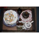 A quantity of plates including Royal Doulton, Spode,
