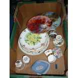 A quantity of display Plates and trinkets including Aynsley, Wedgwood, Royal Albert etc.