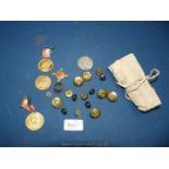 A quantity of military Buttons, a St.