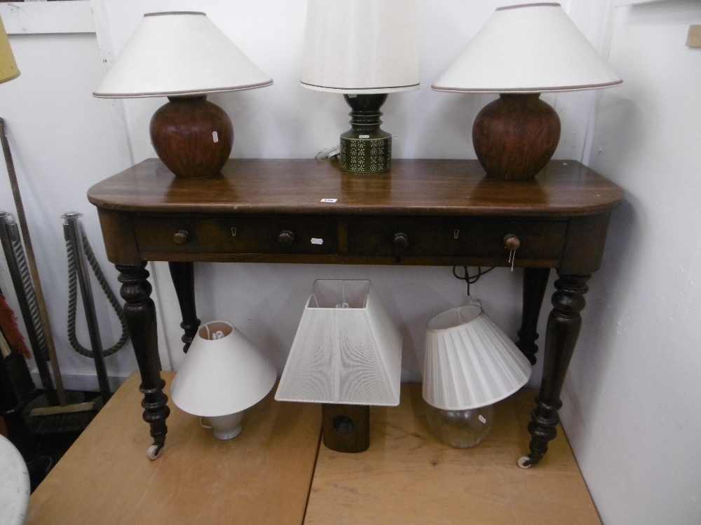 19TH CENTURY MAHOGANY CONSUL TABLE