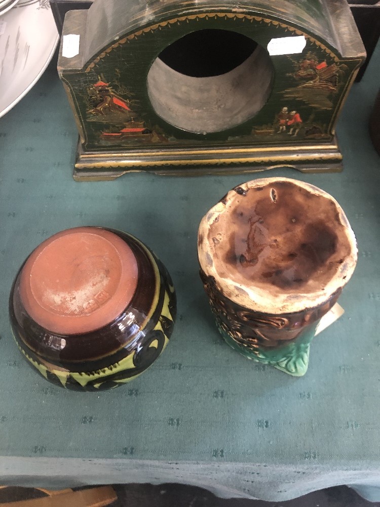 A studio pottery vase and a Majolica jug - Image 4 of 4