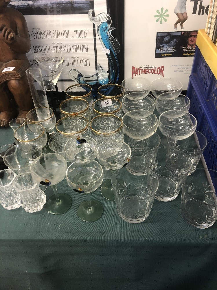 A quantity of assorted glassware etc - Image 2 of 2