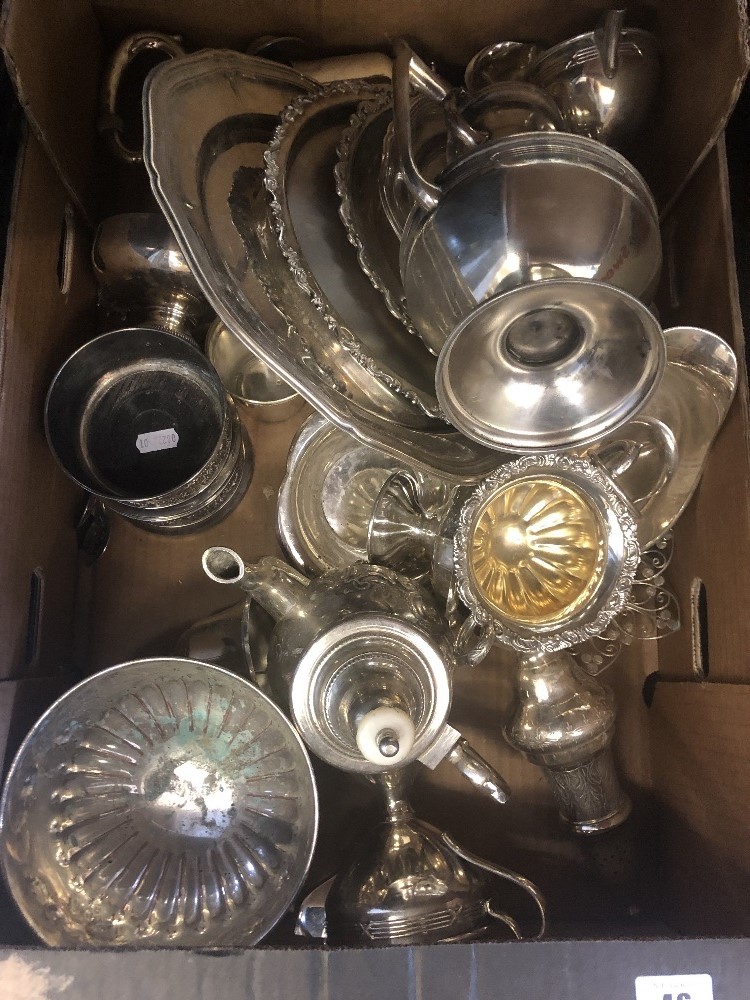 A large quantity of silver plate including a three piece coffee set - Image 3 of 3