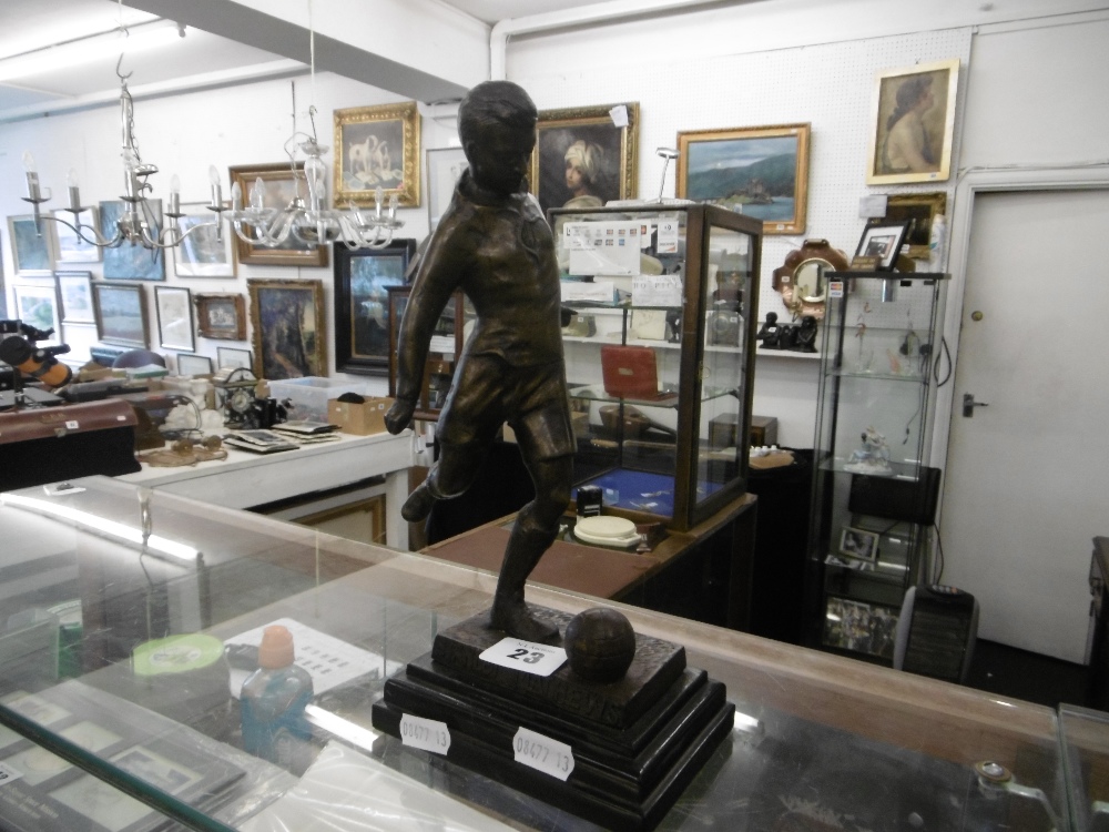 A bronze sculpture of Stanley Matthews