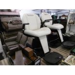 A HYDRAULIC BARBERS CHAIR