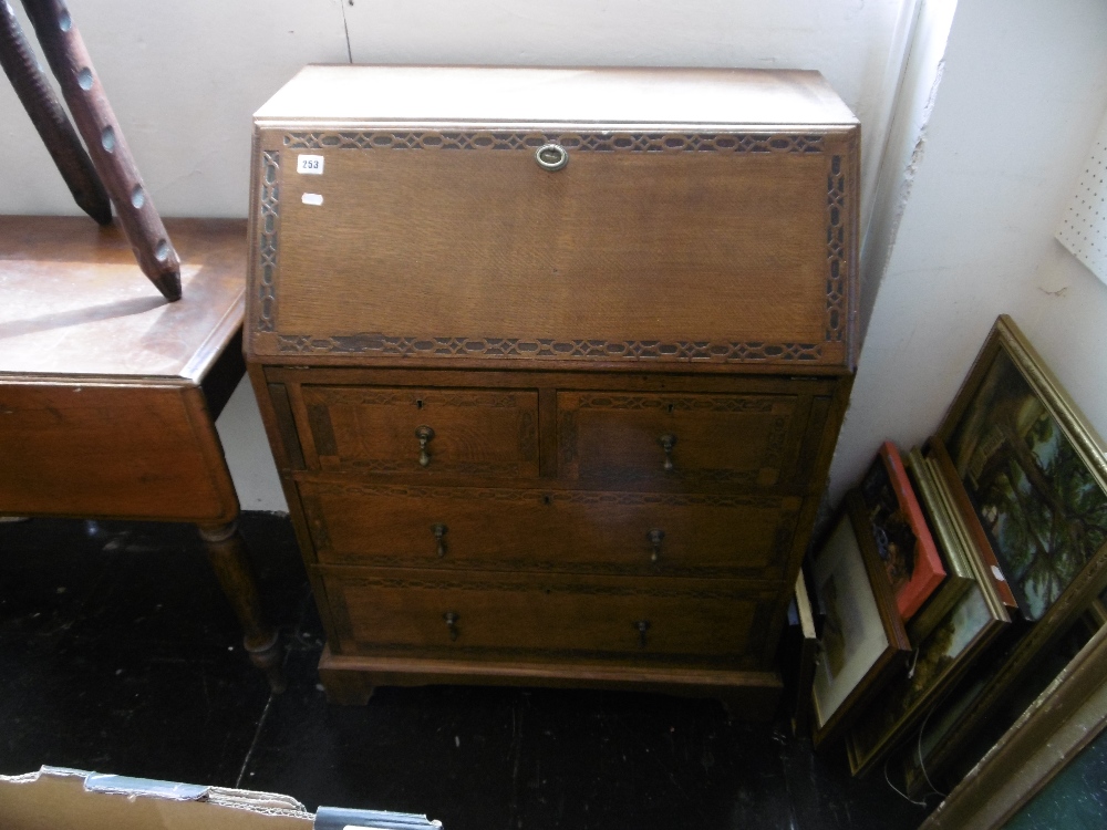 An oak bureau - Image 3 of 3