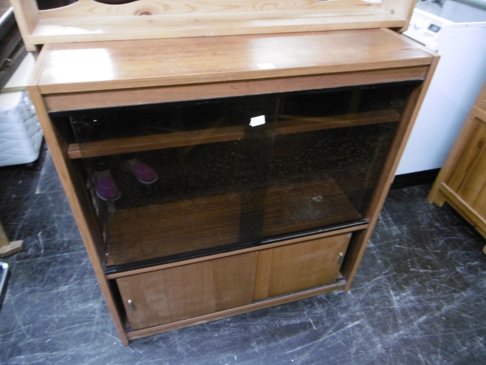 A SMOKED GLASS CABINET - Image 2 of 5