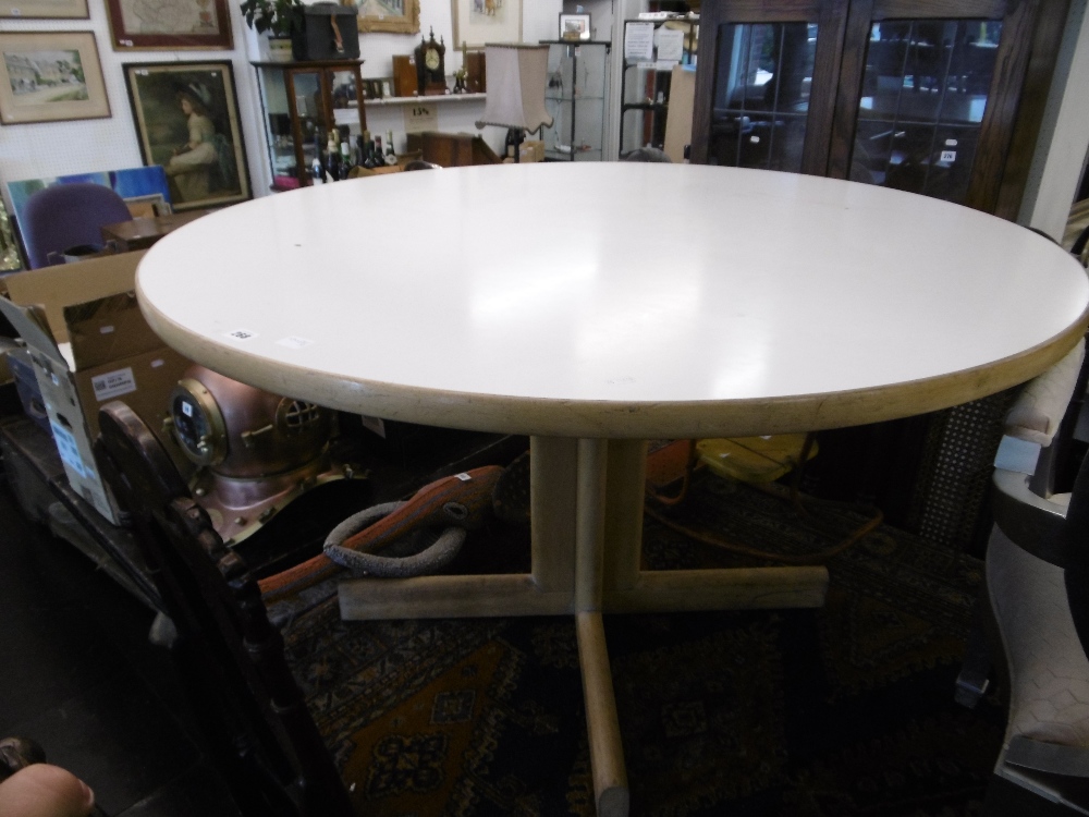 A Gordon Russell circular mid century dining table A/F - Image 4 of 4