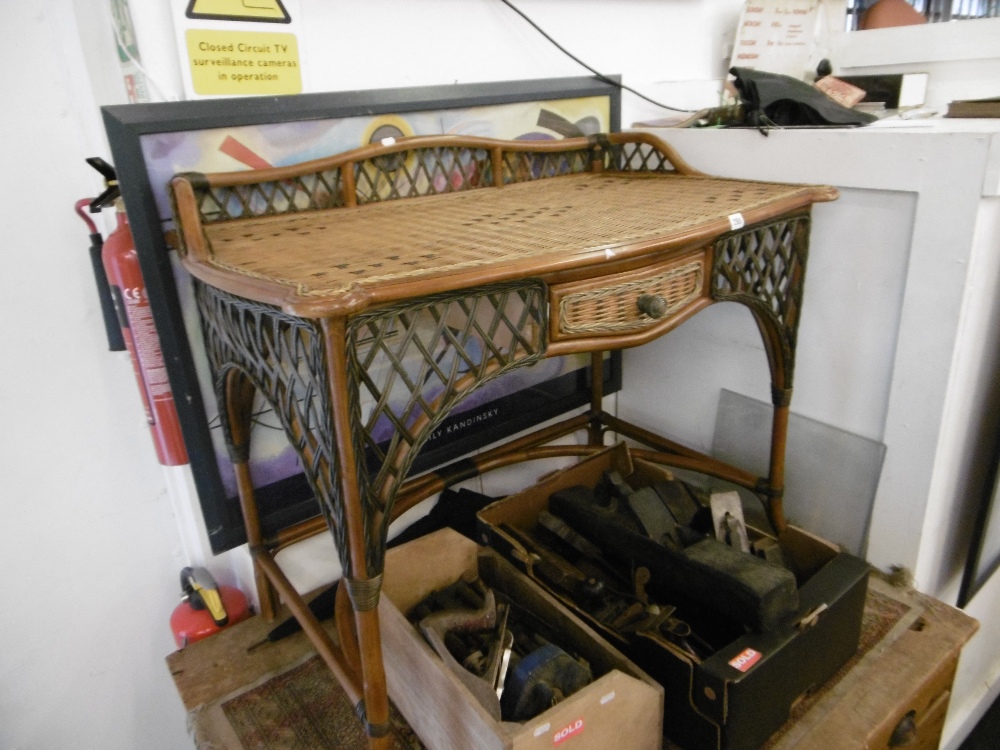 A ladies bamboo and rattan writing desk - Image 4 of 4