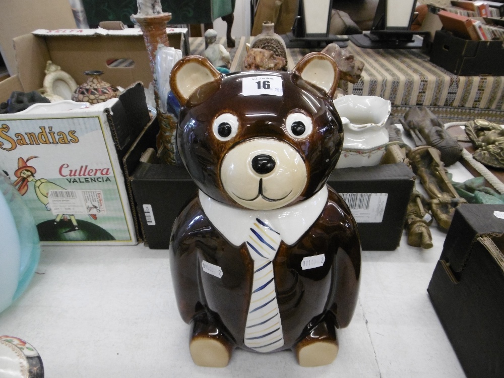 A ceramic bear biscuit barrel