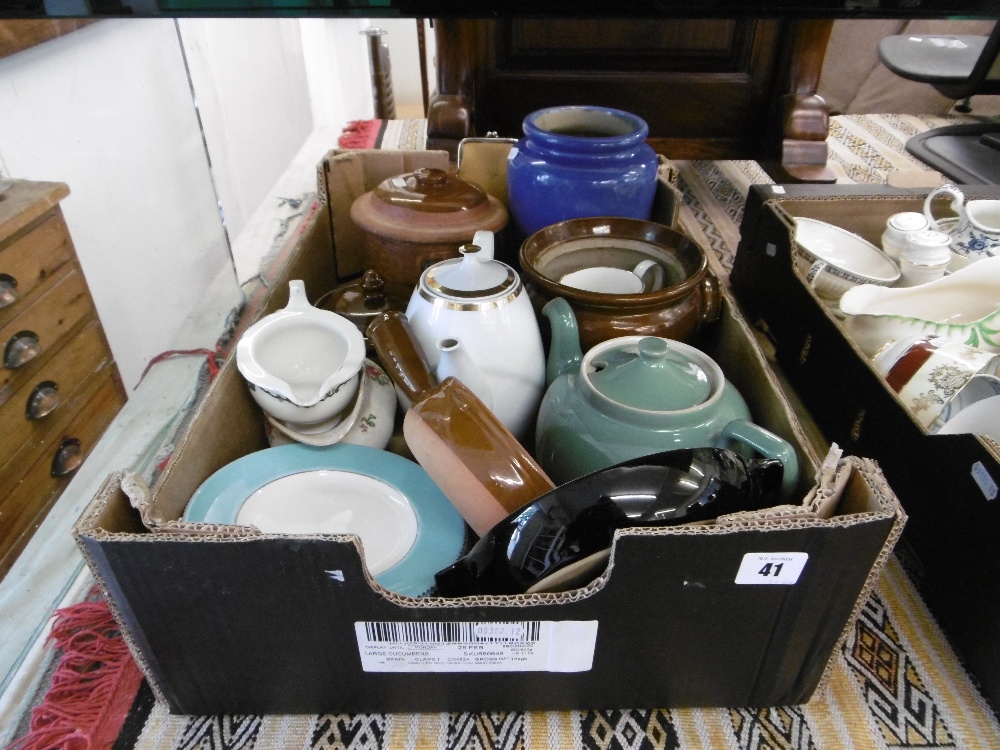 A box of assorted chinaware