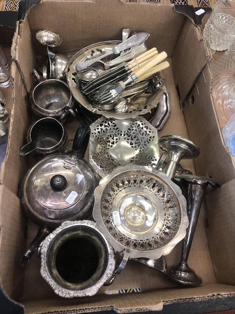 A quantity of silver plate - Image 2 of 2