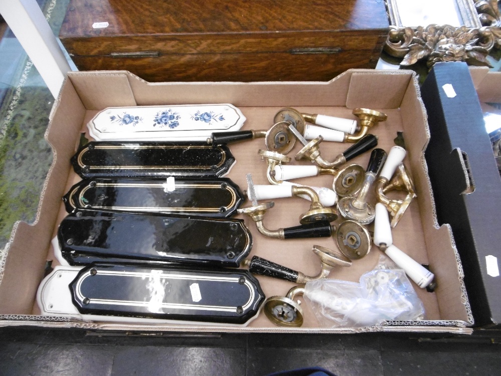 A quantity of door furniture - Image 3 of 5