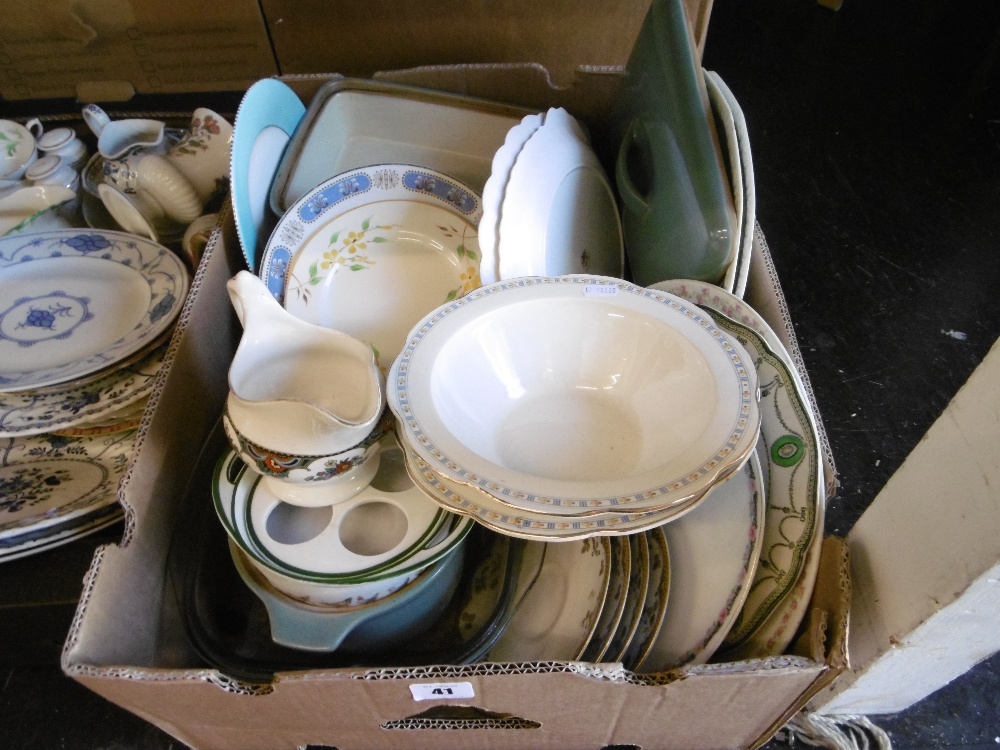 A box of assorted china etc - Image 2 of 3