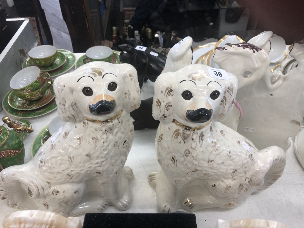 A pair of Staffordshire dogs with glass eyes - Image 3 of 3