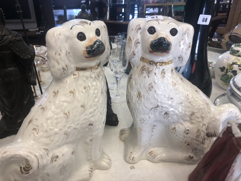 A pair of Staffordshire dogs with glass eyes - Image 2 of 3