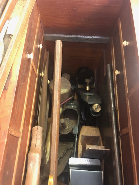 A cabinet makers tool chest and tools - Image 12 of 17