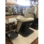 A HYDRAULIC BARBERS CHAIR