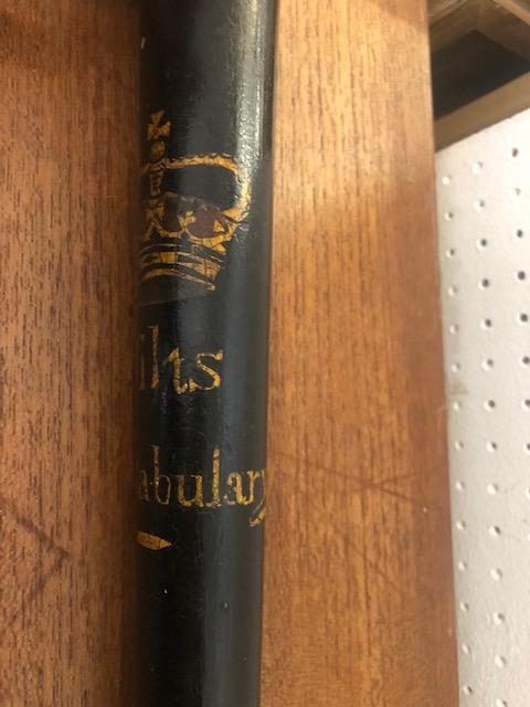 A Victorian turned wood truncheon painted with crown over "Wilts Constabulary" on a black ground - Image 4 of 7