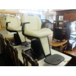 A HYDRAULIC BARBERS CHAIR