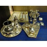 A quantity of assorted silver plate and silverware