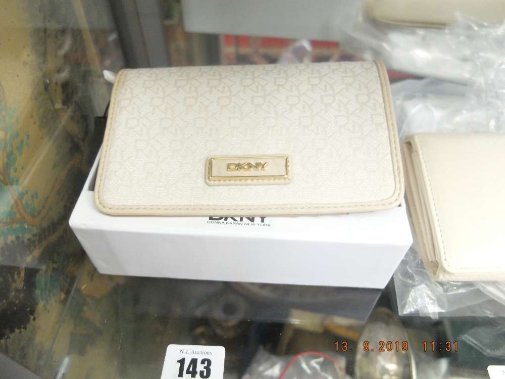 A DKNY purse- Hemp-sand, code 264, brand new unused, still has labels etc. - Image 4 of 4