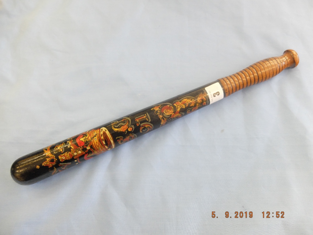 A Victorian turned wood truncheon, painted with "VR" over crown over "S. - Image 3 of 8