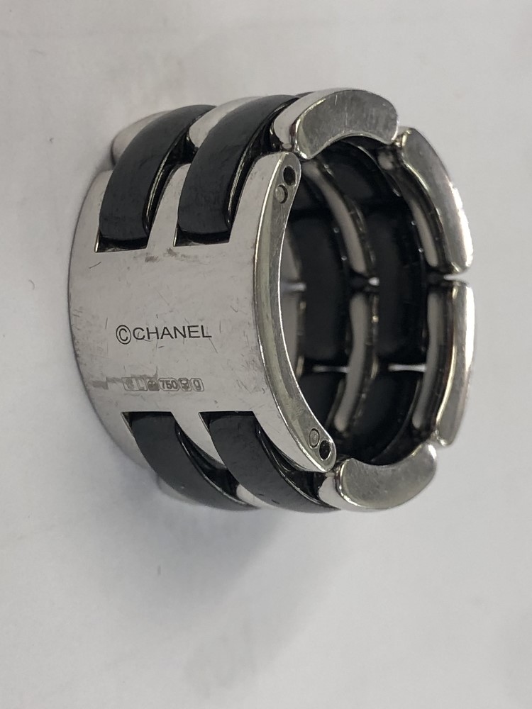 A Chanel 18ct white gold and ceramic flex ring, - Image 6 of 9