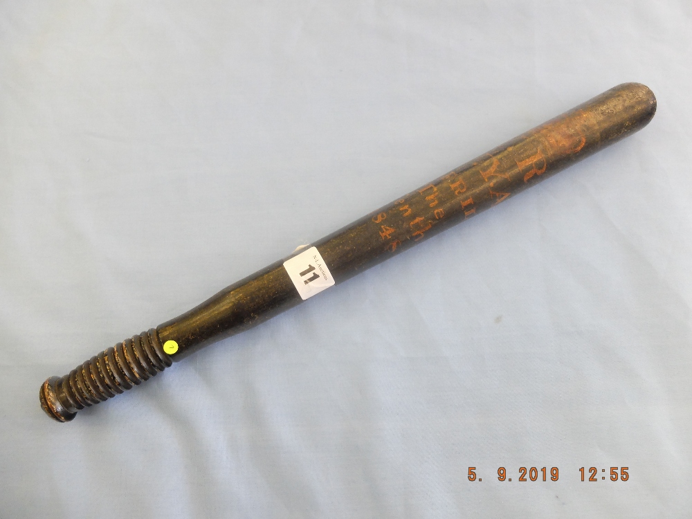 A Victorian turned wood truncheon, painted with crown over "V.R.W.Y. - Image 2 of 5